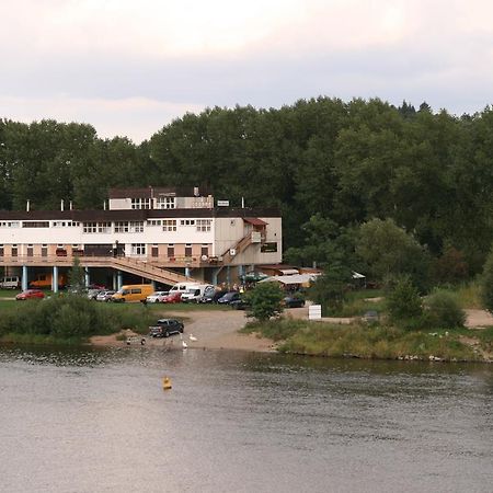 Hostel Boathouse Praga Exterior foto